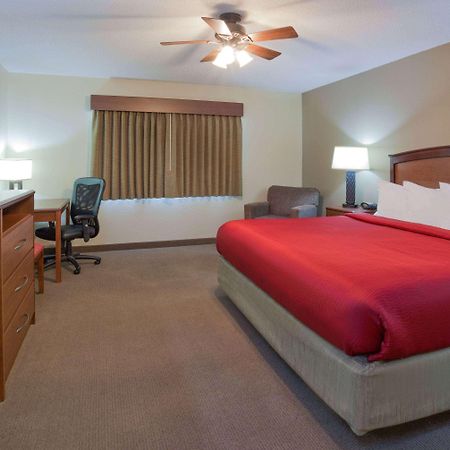 Americinn By Wyndham Roseau Ngoại thất bức ảnh