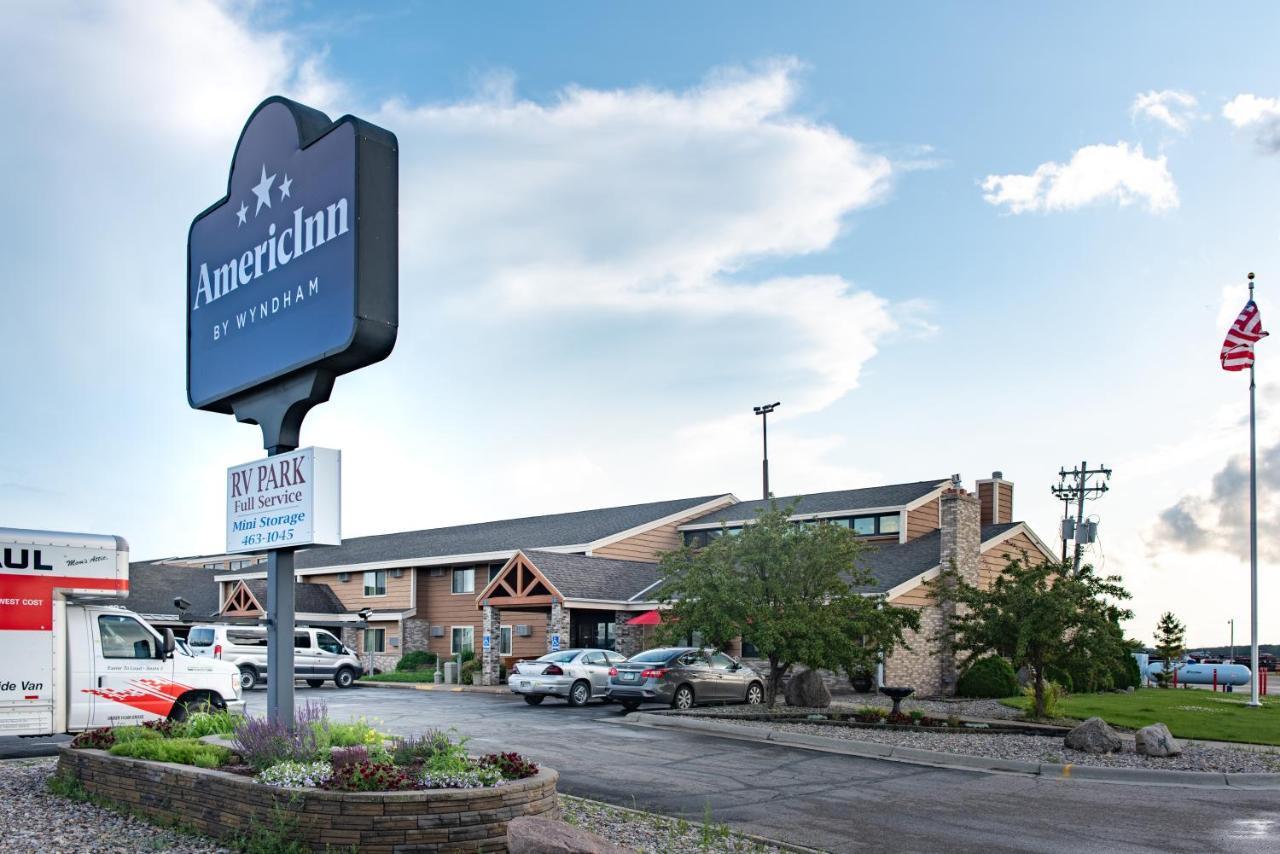 Americinn By Wyndham Roseau Ngoại thất bức ảnh