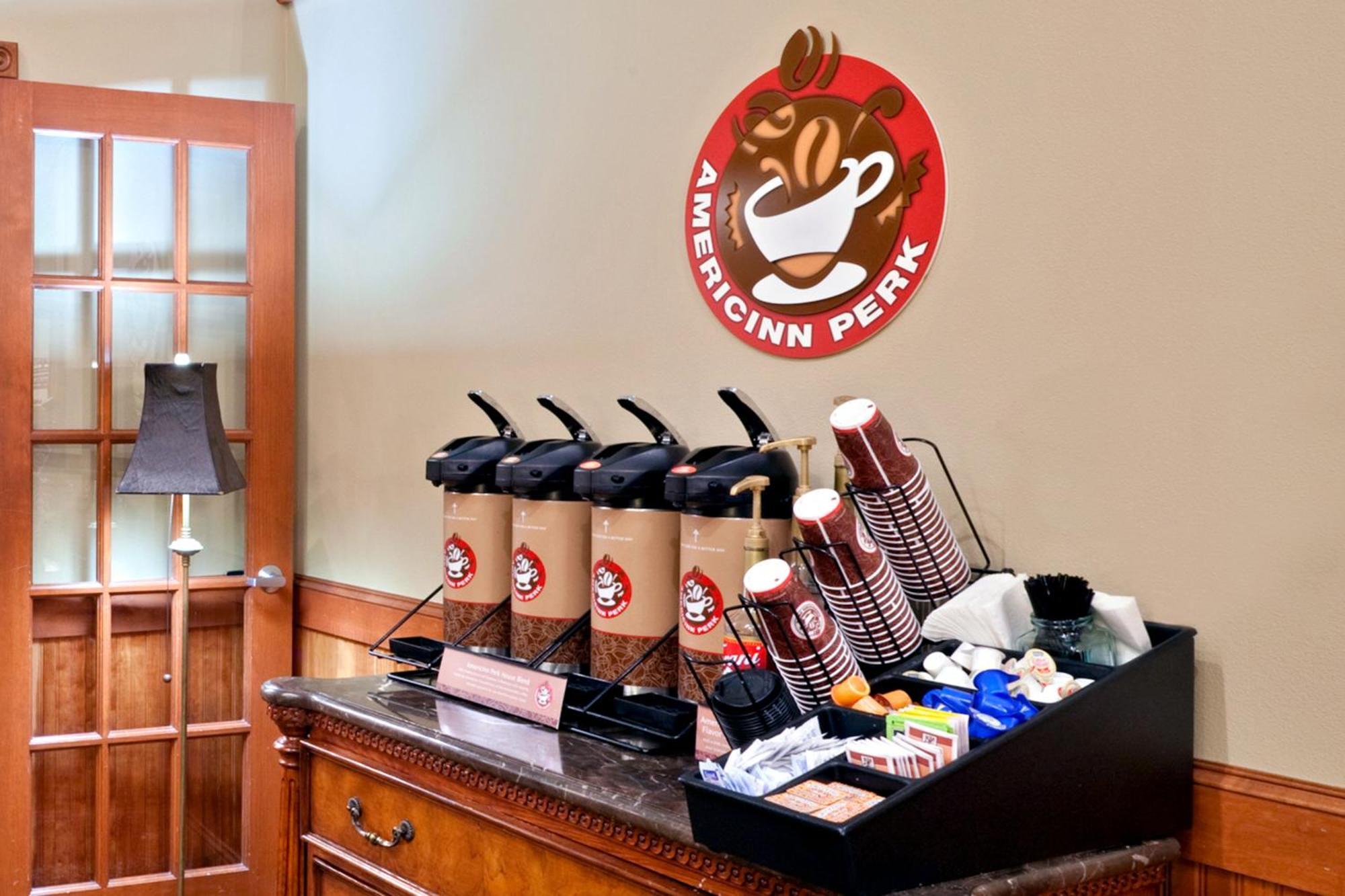 Americinn By Wyndham Roseau Ngoại thất bức ảnh